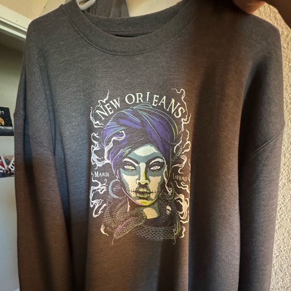 New Orleans Marie Laveau Graphic Sweatshirt - Picture 1 of 2